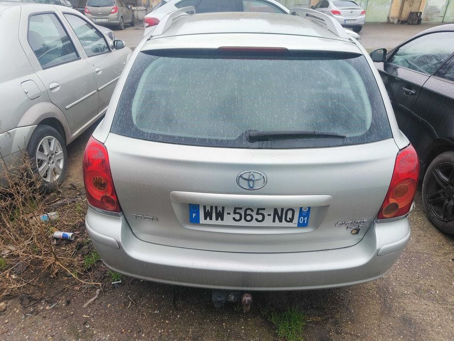 Toyota Avensis D-4D 2.2 D-CAT 177 CP