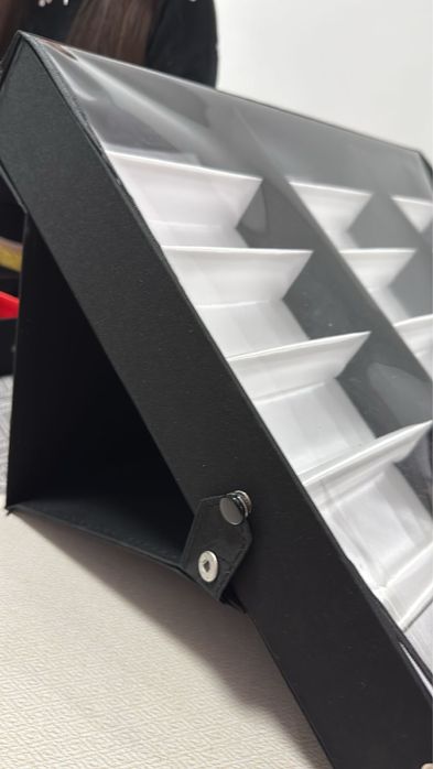 Продаётся кейс(органайзер) для очков