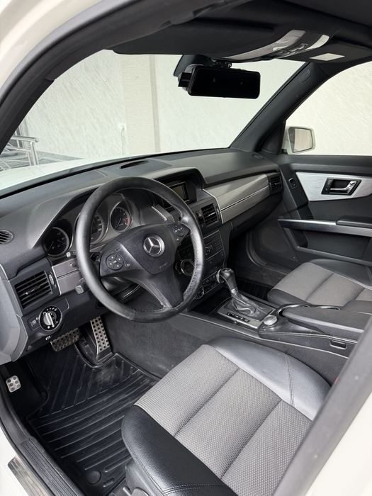 Mercedes benz  GLK 300  benzin