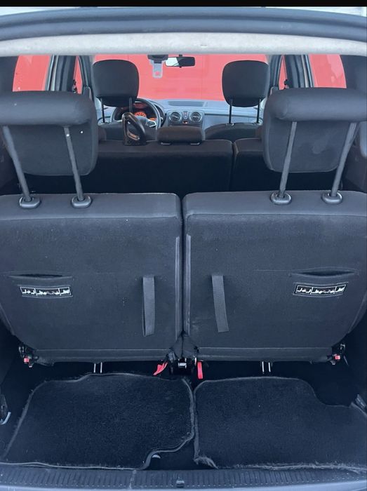 Dacia Lodgy 1.3 TCe -132 CP - 7 locuri