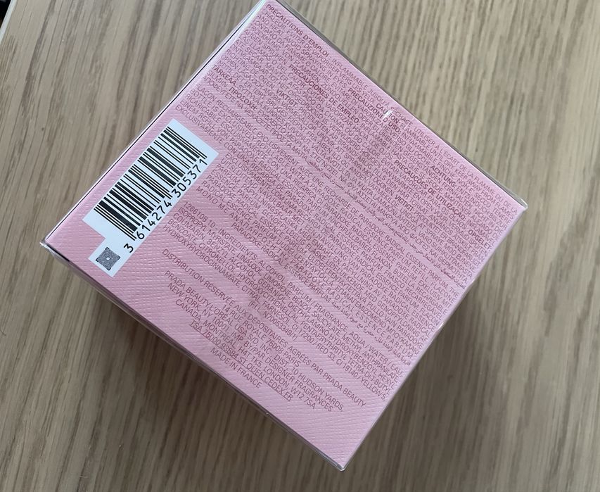 Parfum Prada Paradoxe Radical Essence