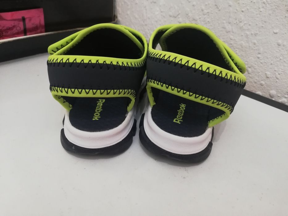 Детски сандали Reebok, момче, нови