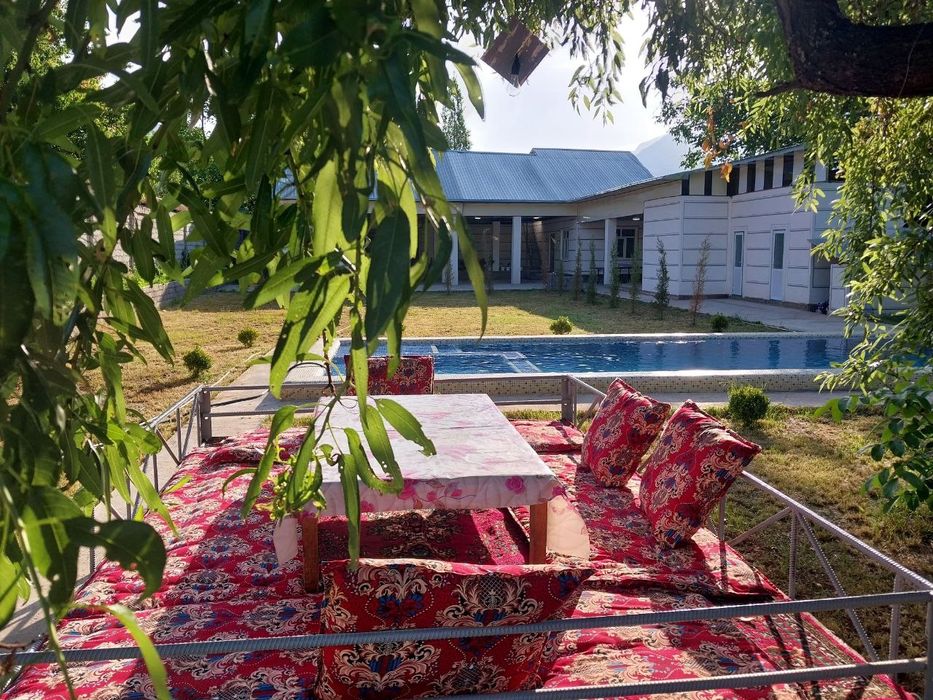 Сижжак да 10 сотх таёр манзарали Дача срочно сотилади