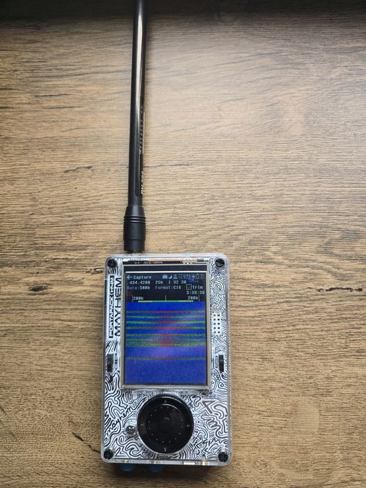 HackRF Portapack MayH4m ( Големият брат на flipper zero )
