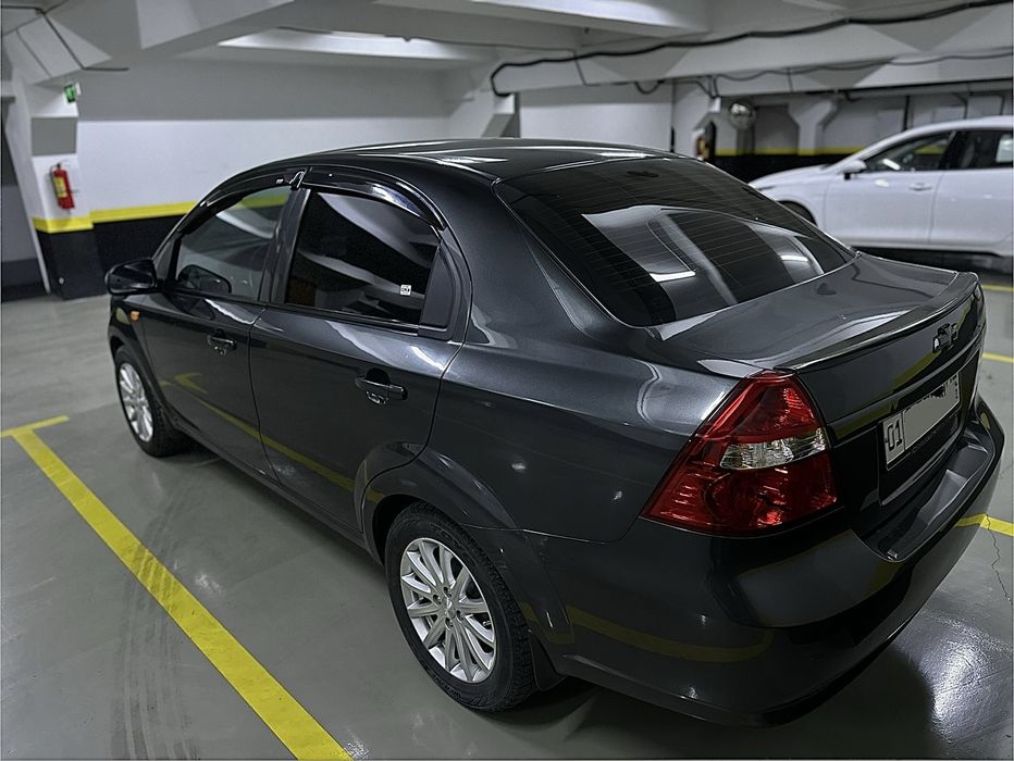 Продается своя Nexia 3