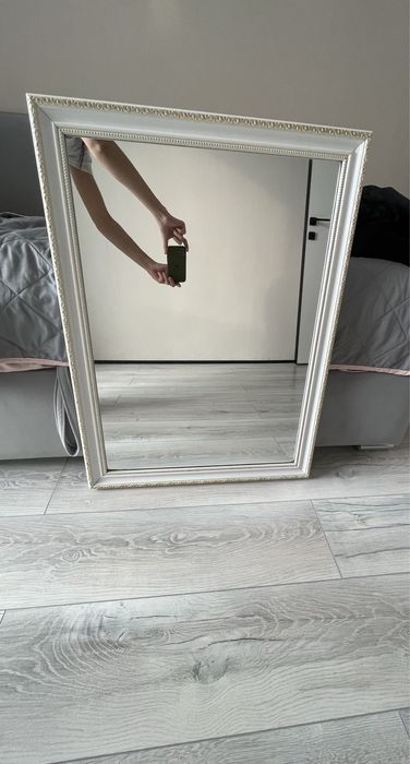 Зеркало подвесное