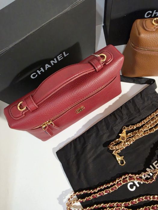 Дамска чанта Chanel Lunch Box 26C Red