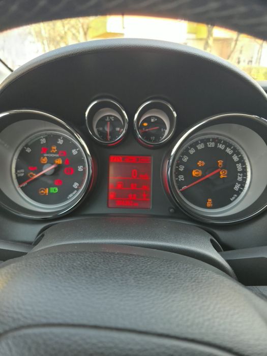 Vand Opel Astra J