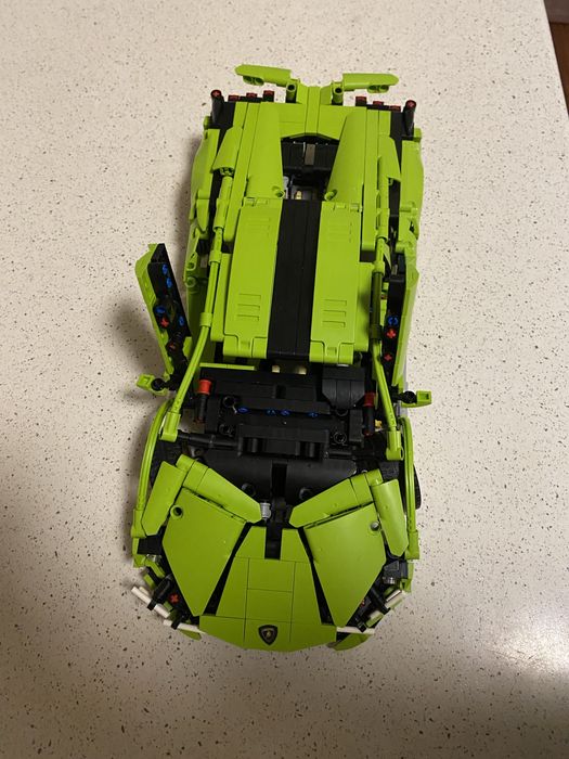 Lego lamborgini 1200pc