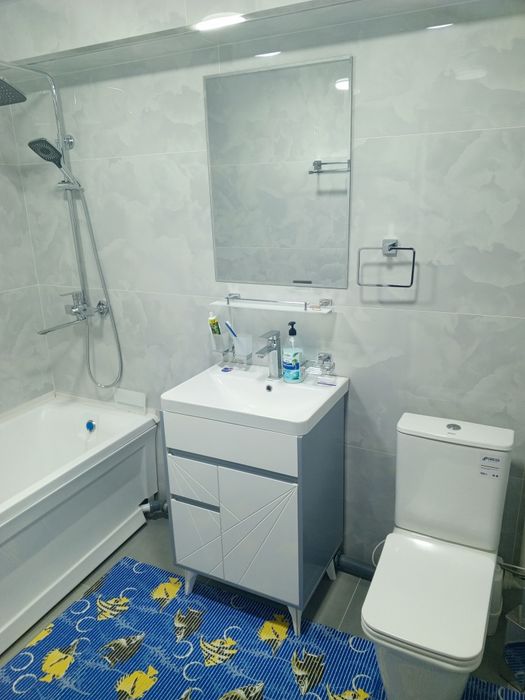 Srochna sotiladi Yengi qurilgan Dom uy