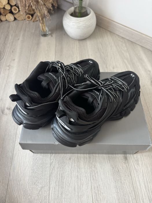 Balenciaga Track Triple Black