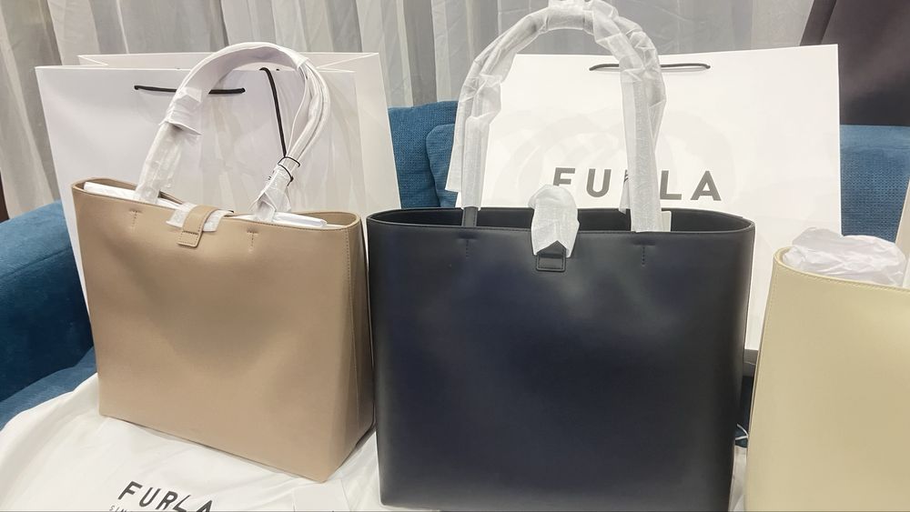 FURLA MIANOVA.100%ориг. В три цвята.Със сериен номер,2г. гаранция