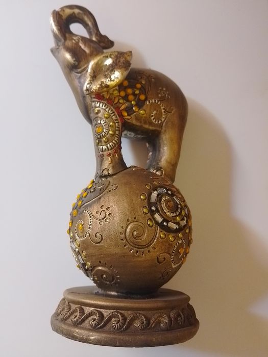 Статуетка-часовник