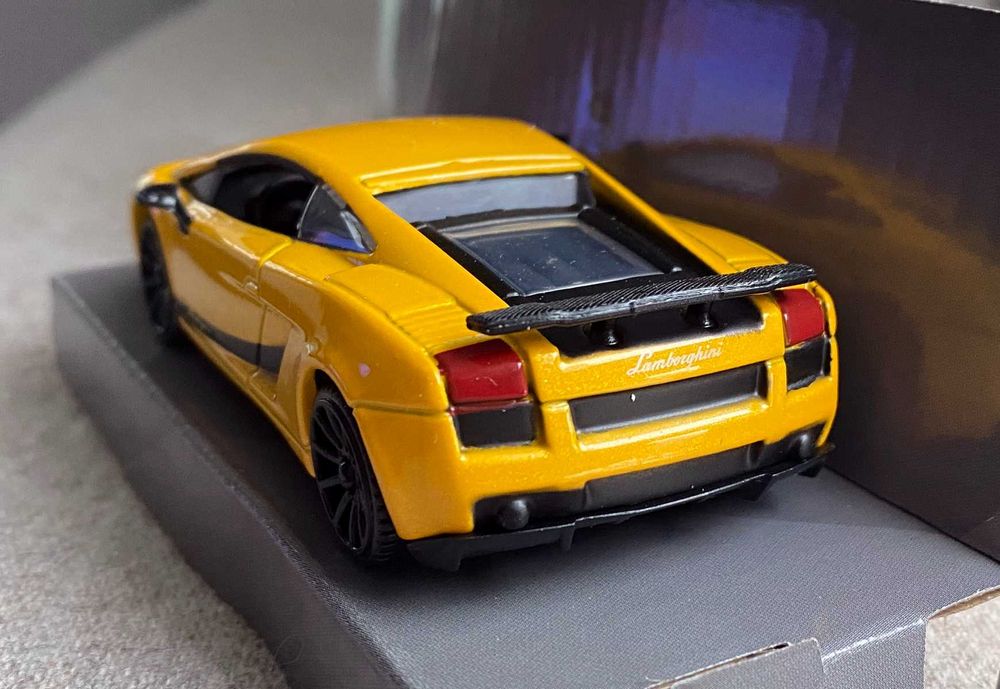 Macheta Lamborghini Gallardo 1 43 - noua la cutie - metal