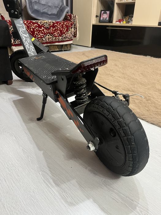 kukirin g2  in stare forte buna.