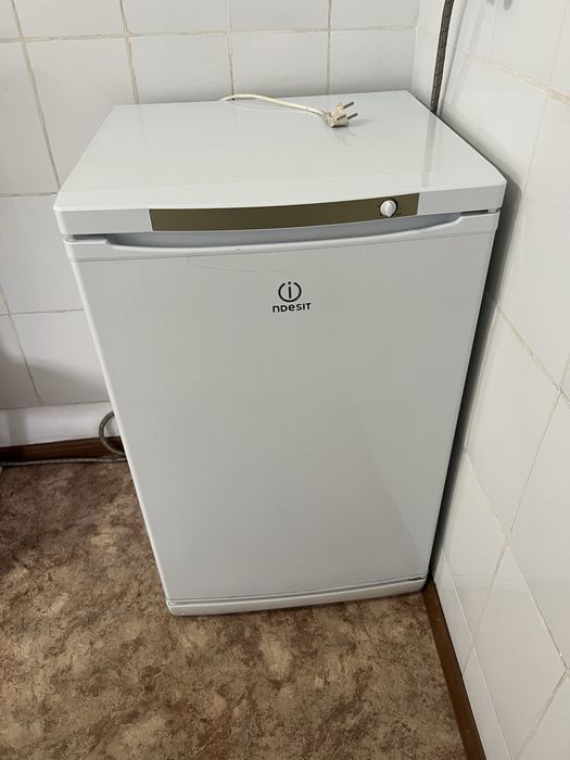 Морозильник Индезит