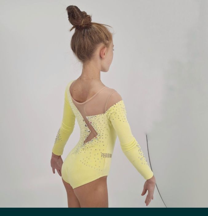 Трико за художествена гимнастика