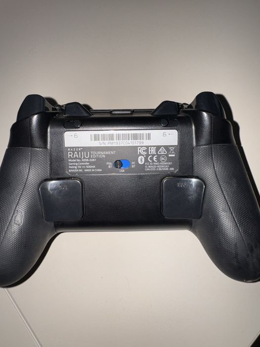 Play Station 4 Slim si Joystick Razer Raiju Tournament Edition