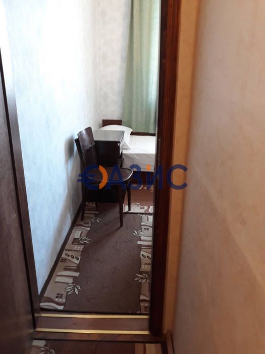 Половината от двуетажна къща в Стария град на Несебър,188 кв. м + двор