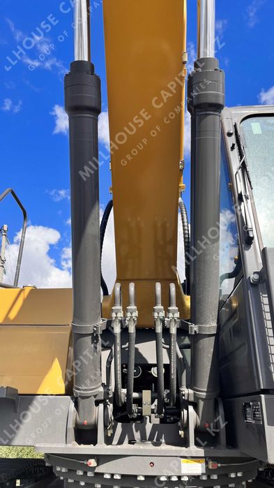 Lovol FR245E2 Гусеничный экскаватор