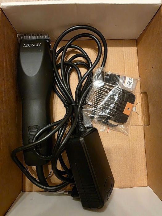 Машинка за подстригване Moser max 50  Мозер макс и ножчета