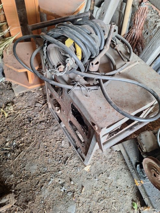 Продам сварочный апарат  срочно