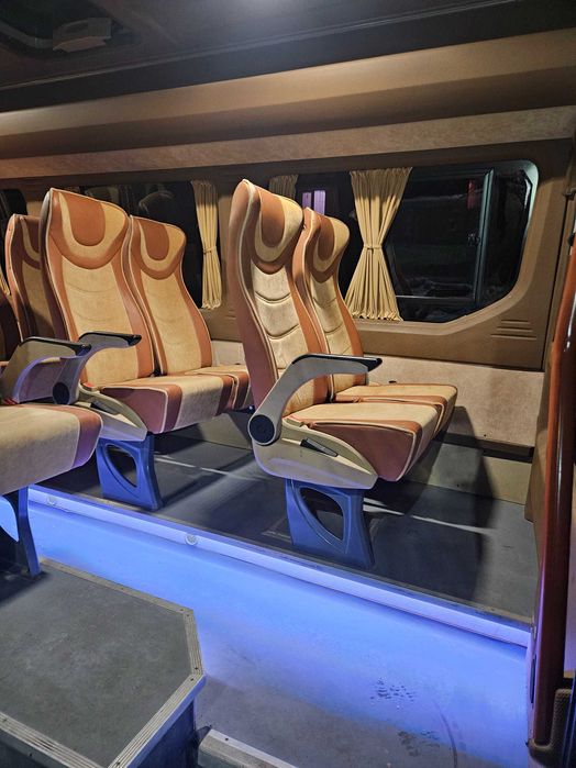 Ивеко Дейли микроавтобус 15пос мест класса Спринтер