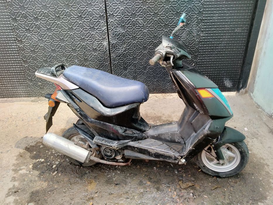 Продам скутер 80 кубовый