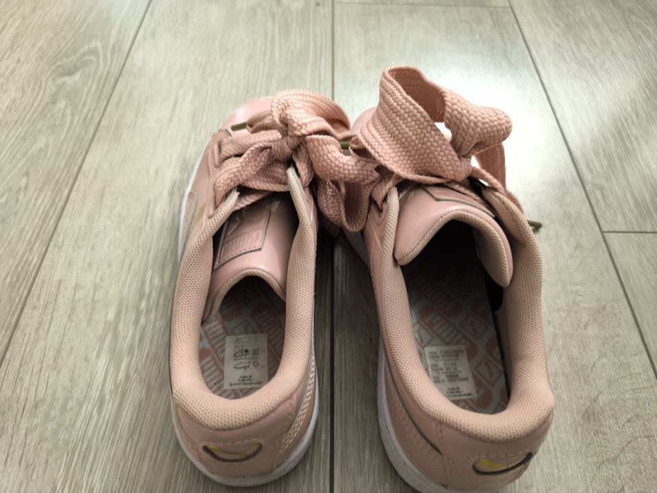 Puma Basket Heart Patent Wn's 38.5