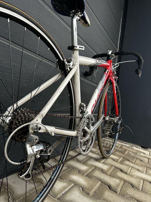 Шосеен велосипед GIANT 700C , 45см , 3х8