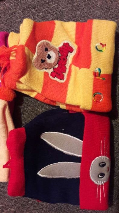 Căciula copii ultimele bucăți!