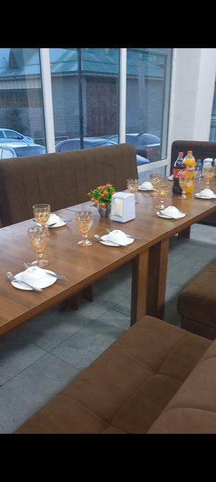 Kafe uchun yumshoq mebillar sotiladi 9 komplekt