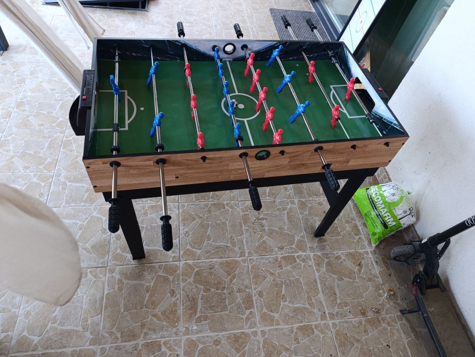 Masa de jocuri 15 in 1 ca noua