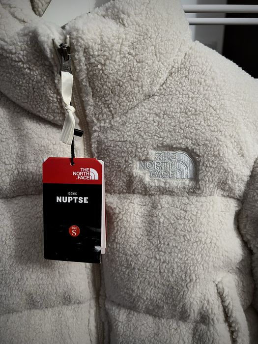 Geaca The North Face noua cu eticheta