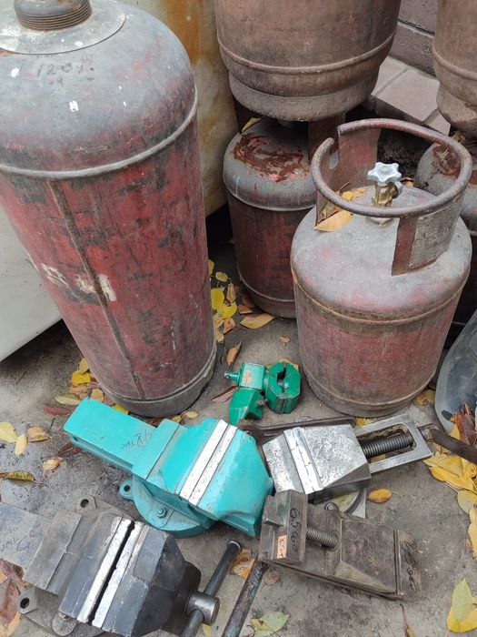 Сейф охотничий тиски баллоны