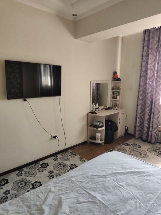 ЦУМ Улица Афросиаб Ц-7 ор Ойбек М 2х ком 55м2 с арендатором за 700$