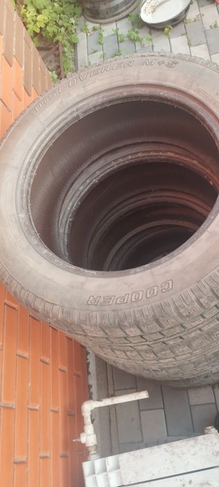 Продам всесезонные шины 255/55/18