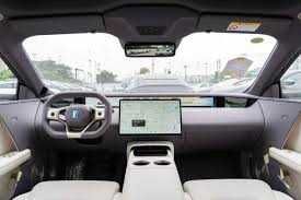 AVATR 07 EV AWD Max pod zakaz