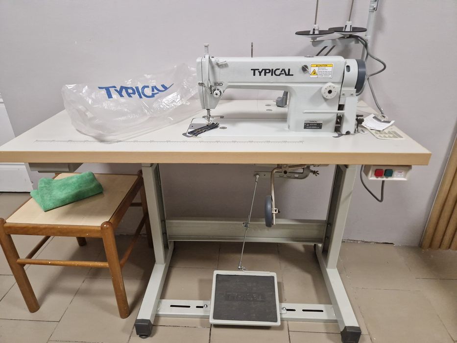 Машинка для шейного цеха или ателье