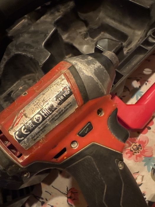 Milwaukee инструменти