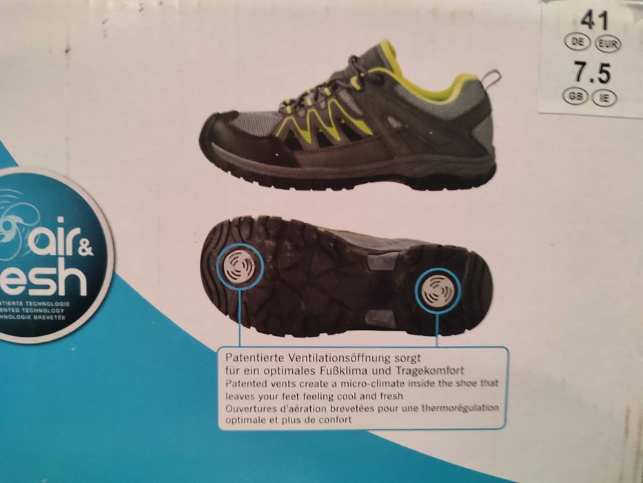 Продам кросовки .