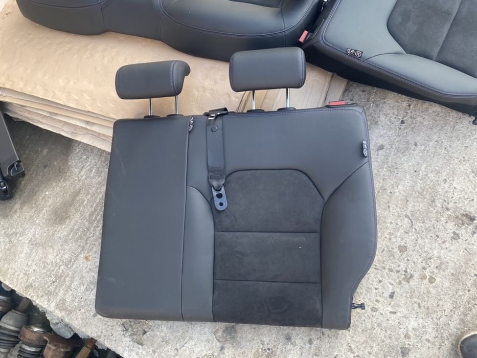 Interior din piele alcantara Infiniti Q30 2016-2019 , Scaune banchete