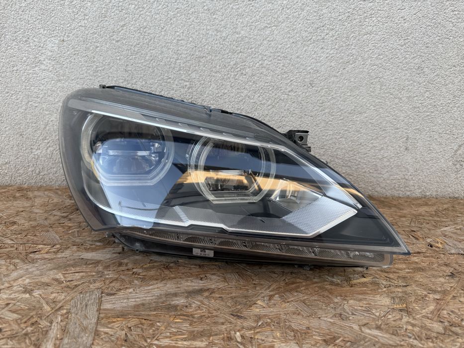 Far dreapta BMW Seria6 F06 F12 F13 Full LED Adaptiv Original Europa