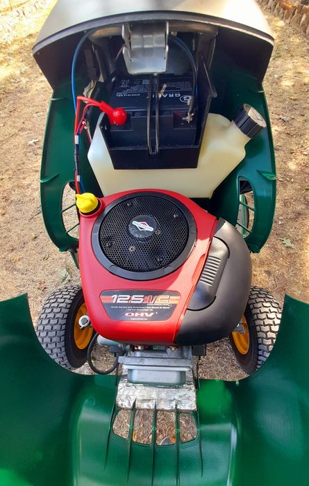 Tractoras tuns iarba MR GARDENER(Alko) B125/74 Brigs&Stratton 12,5HP OHV 4Timpi 5Trepte Aproape Nou Cu puține ore de funcționare!!!

Preț
