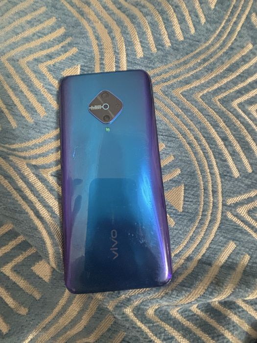 Смартфон Vivo1920