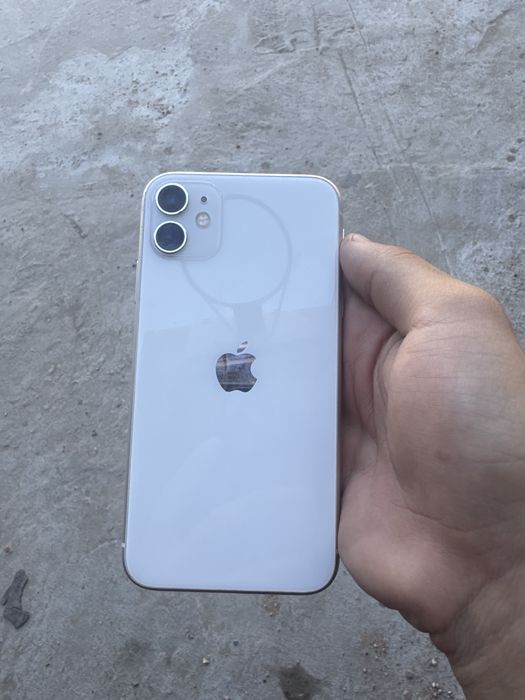 Iphone 11 цвет белый