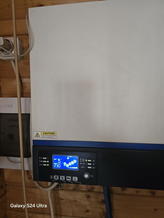 Inverter de curent cu 2 baterii de 200ah