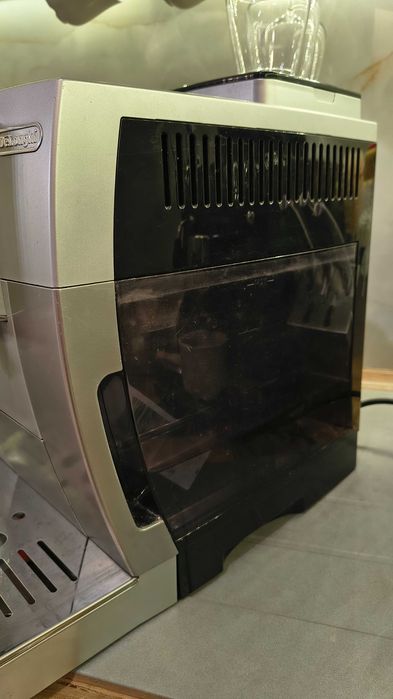 Delonghi ECAM 25.120.SB