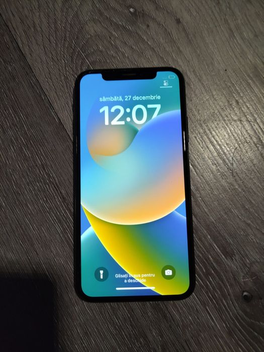 Iphone X 64 gb perfect functional fara cont icloud baterie 77%