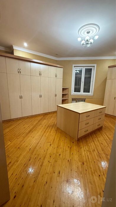 Продается дом. Гостиница Россия